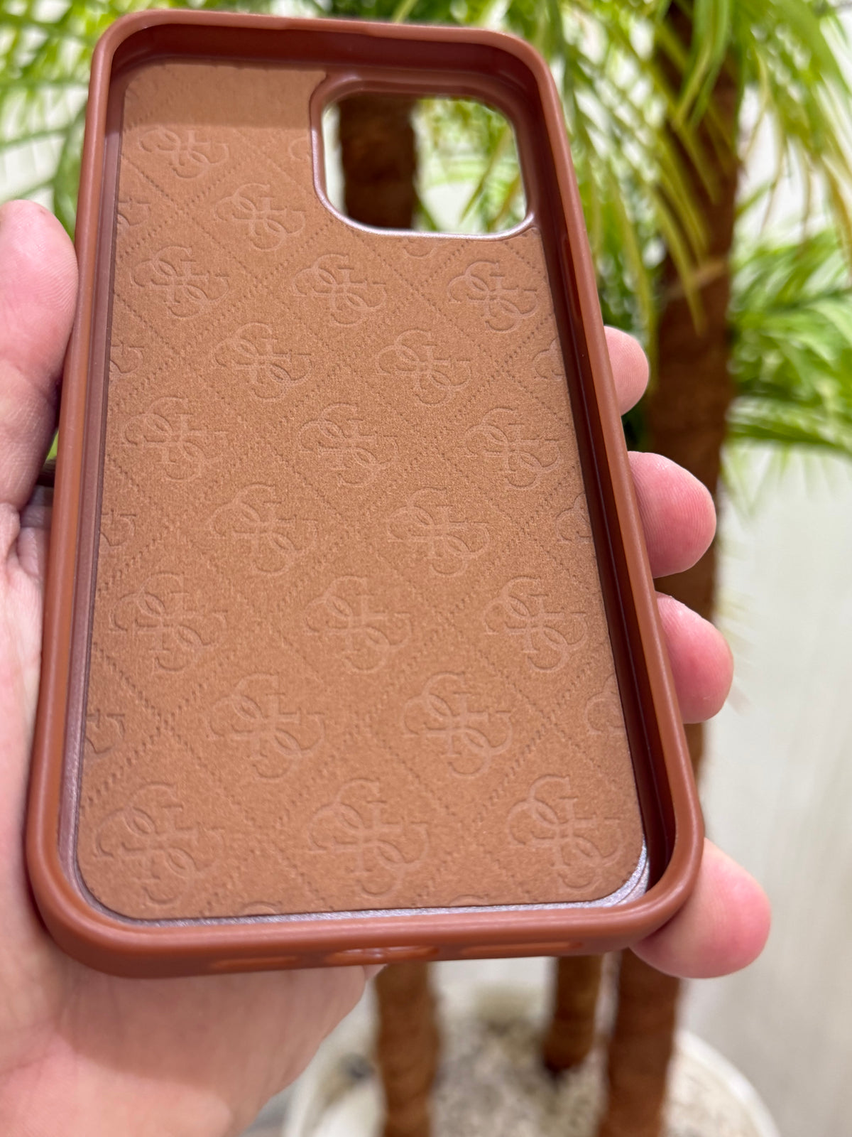 Guess 🌸🌸 (Copie)