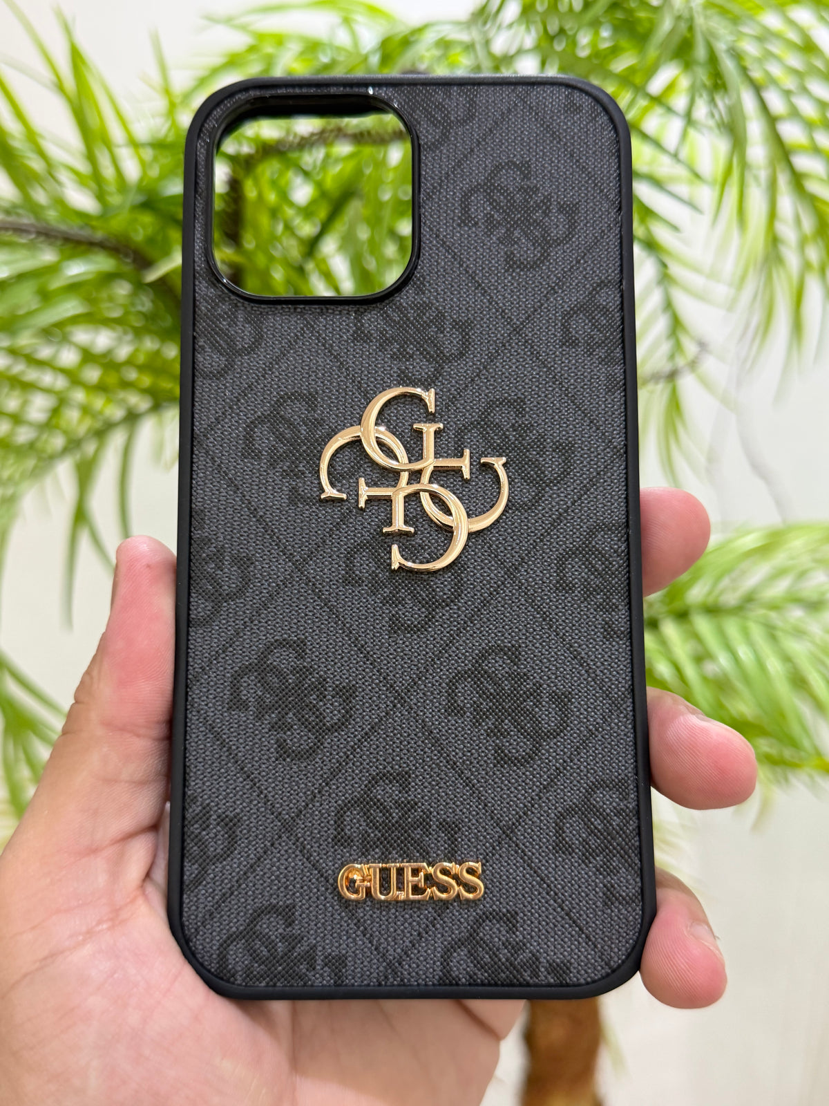 Guess 🌸🌸 (Copie)