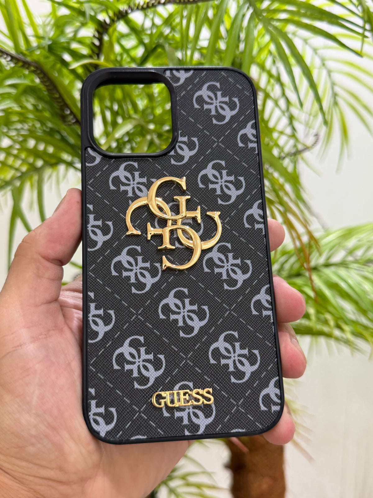 Guess 🌸🌸 (Copie)