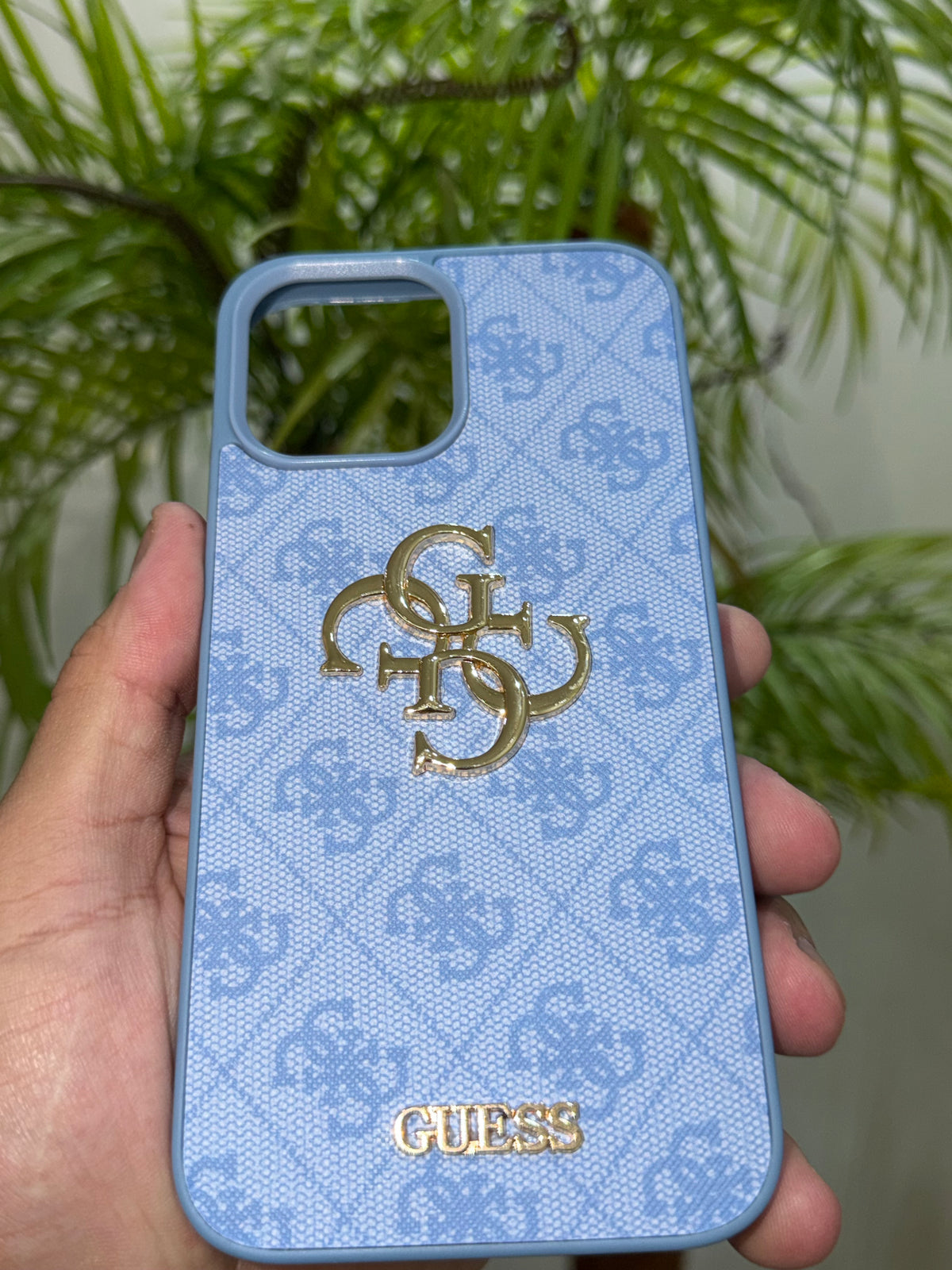 Guess 🌸🌸 (Copie)