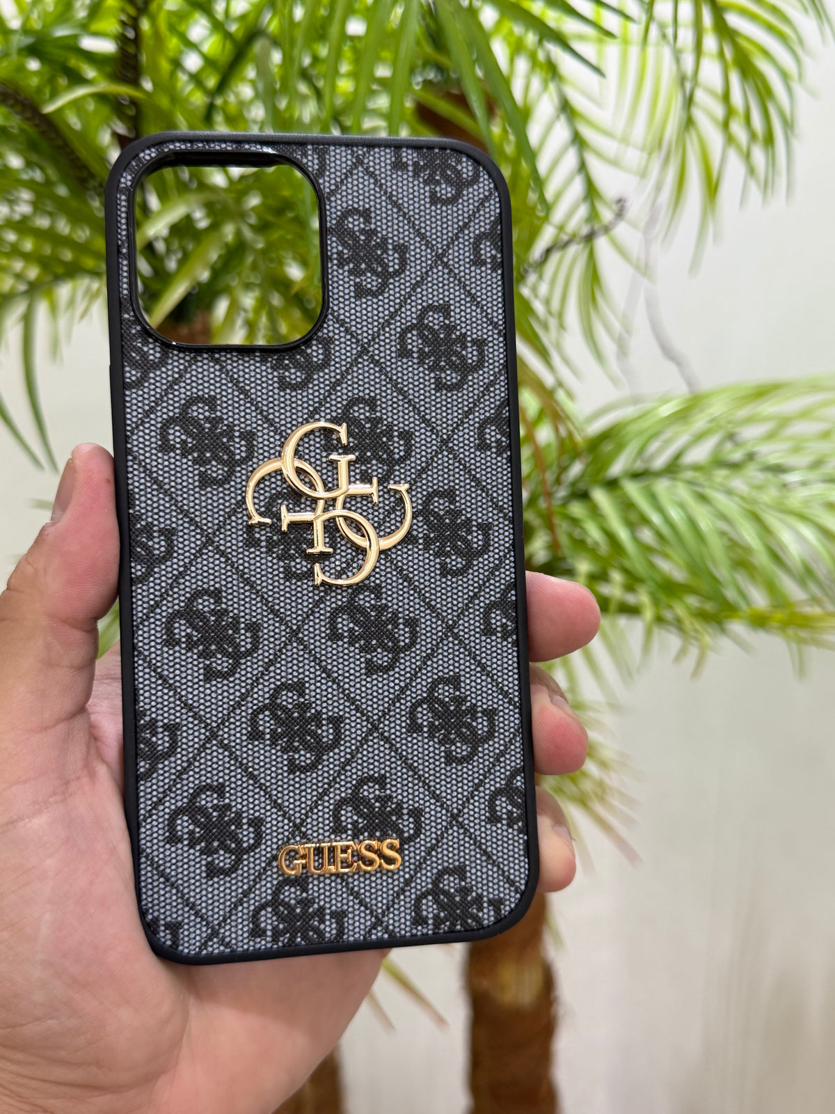 Guess 🌸🌸 (Copie)