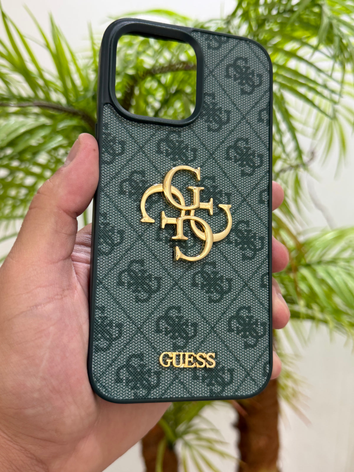Guess 🌸🌸 (Copie)
