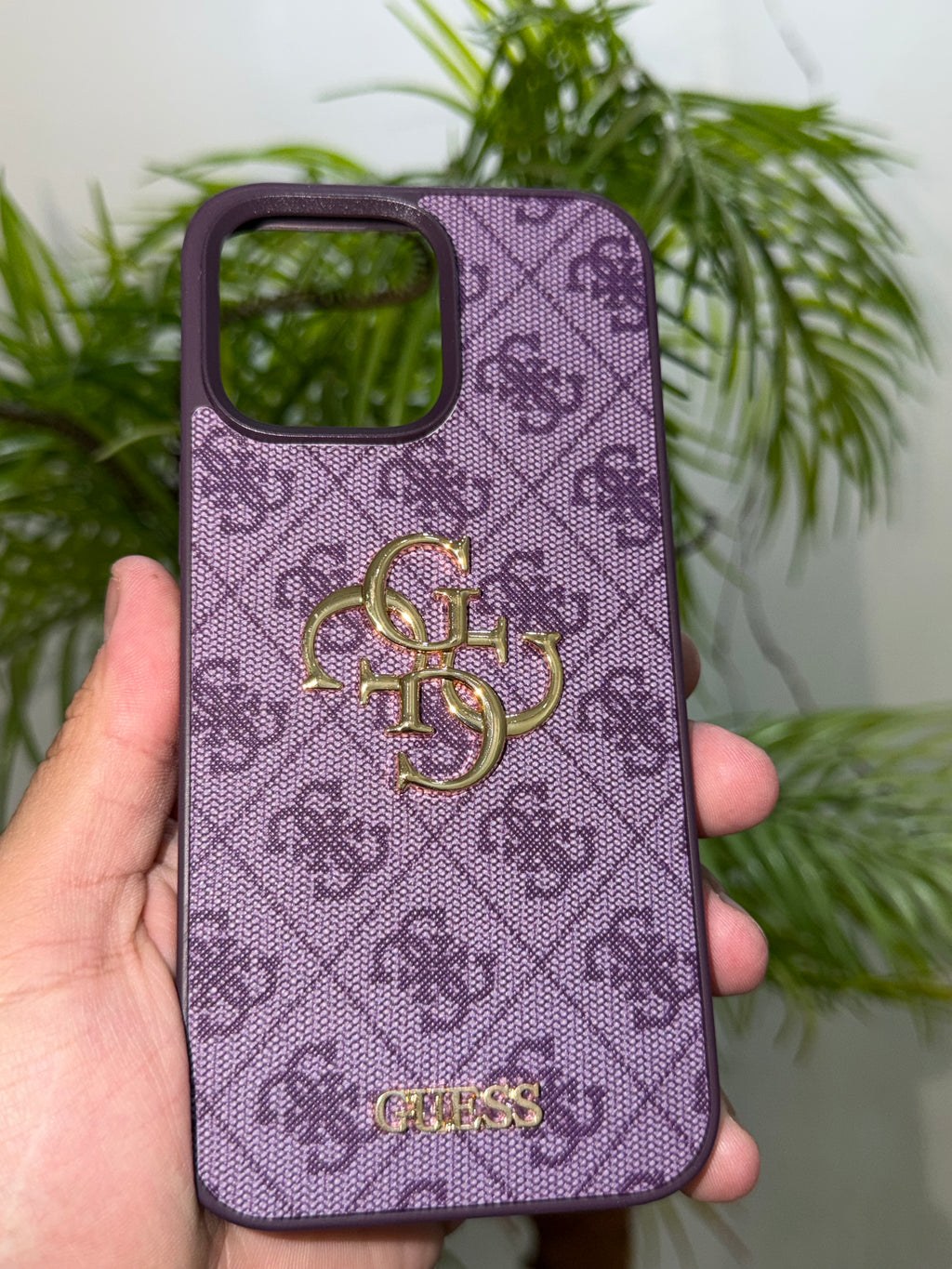 Guess 🌸🌸 (Copie)